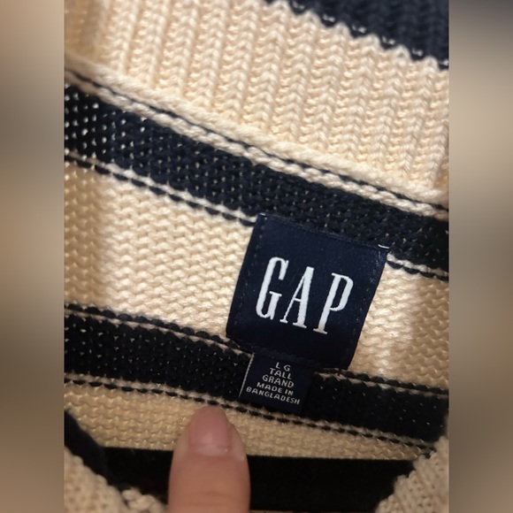 NWOT Striped Gap Turtleneck Sweater - Picture 5 of 9